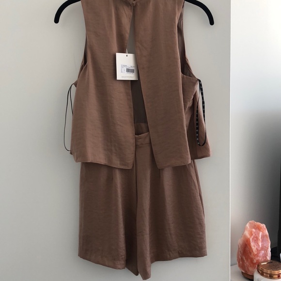 Taupe Missguided Romper - Picture 4 of 4